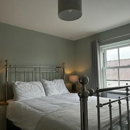 Church Walk View Apartment